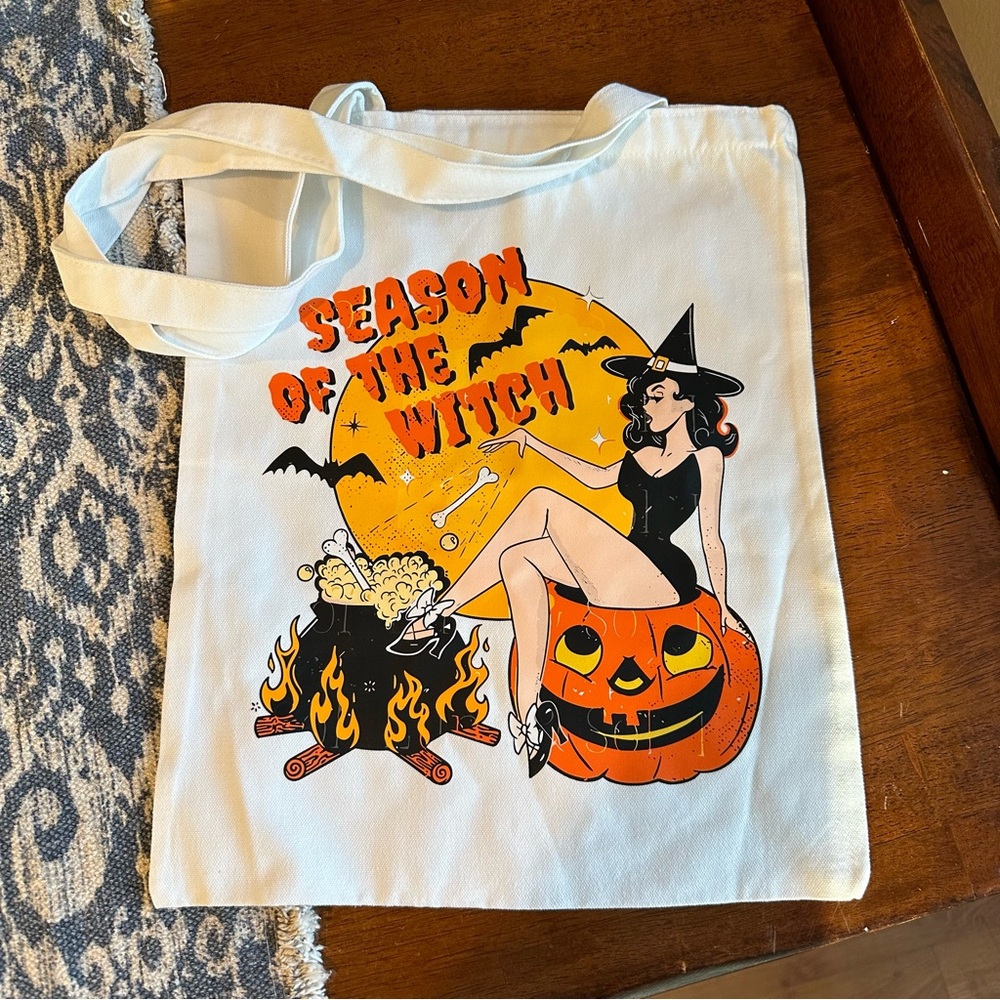 White Halloween Tote Bag with Witch Pumpkin and Cat Design, NEW